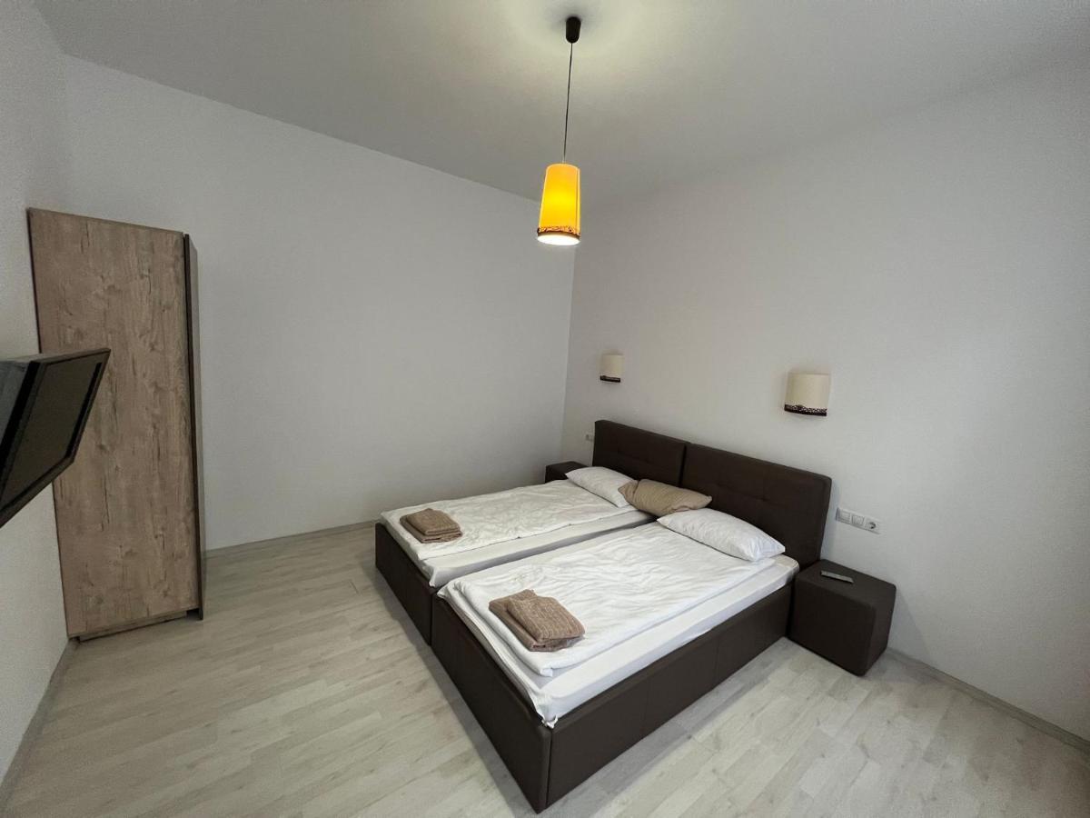 Apartament Teodora Sibiu Apartment ภายนอก รูปภาพ